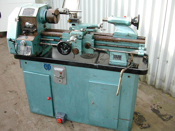 Tos SN 45 gap bed center lathe